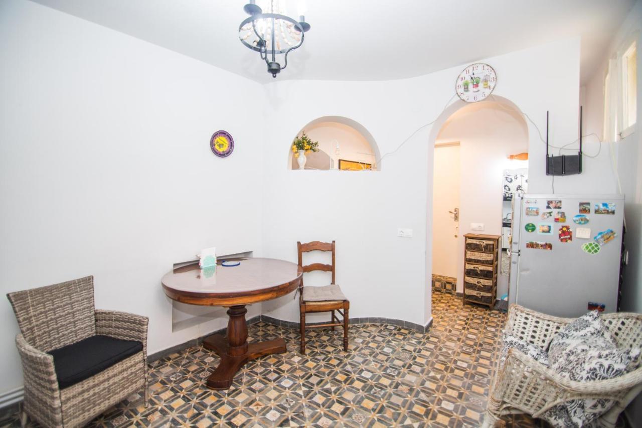 Anbani Apartment City Center Tbilisi Buitenkant foto
